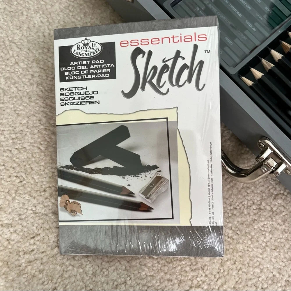 Royal & Langnickel Essentials Sketch Boxed Set